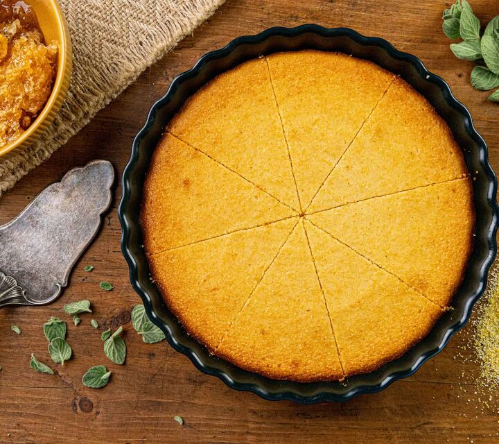 Sweet Southern Cornbread Recipe | Foodtalk