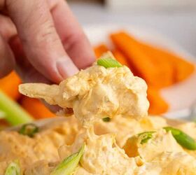slow cooker buffalo chicken wing dip, Slow Cooker Buffalo Chicken Wing Dip on a Chip with Vegetables