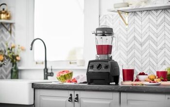 10 High-Quality Blenders for Making Smoothies & Juices This Spring