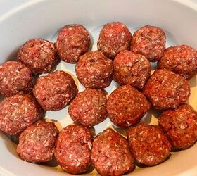 italian style meatballs in tomato sauce