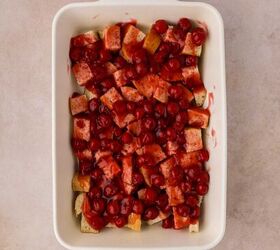 <u>Mix 1 can of cherry pie filling with THIS for the ultimate winter comfort food</u>