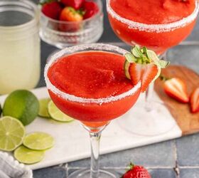 frozen strawberry margarita cocktail recipe, Frozen Strawberry Margarita Cocktail Recipe with Garnishes on Glasses