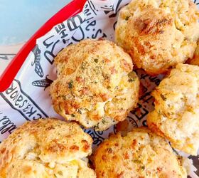 Cheddar Bay Biscuits
