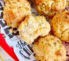 cheddar bay biscuits