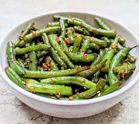 These garlic sesame green beans are the perfect addition to your table