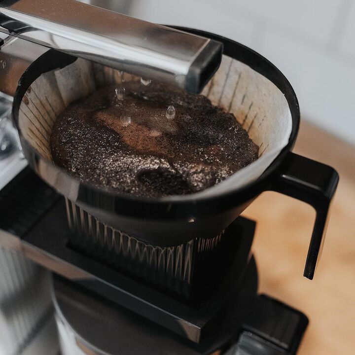 7 must have kitchen appliances for beginners and what to skip, Moccamaster 53948 KBGV Select 10 Cup Coffee Maker