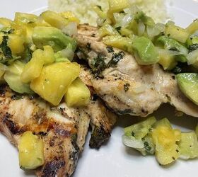 This delicious grilled chicken salsa is a full on sensory experience (delicious!)