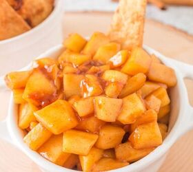 air fryer cinnamon tortilla chips and apple pie dip, apple pie dip with cinnamon sugar tortilla chip