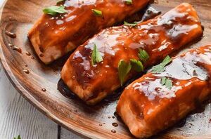 This 5-ingredient salmon recipe is absolute perfection