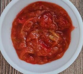 mini rhubarb fool, Cook rhubarb with sugar in a medium cooking pan until soft Let rhubarb cool for an hour