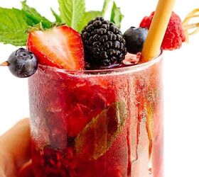 memorial day recipes, Memorial Day Recipes Mixed Berry Mojito in a Glass Close Up