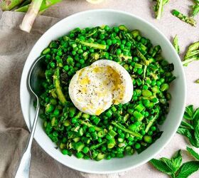 Sauteed Asparagus and Peas With Burrata and Mint