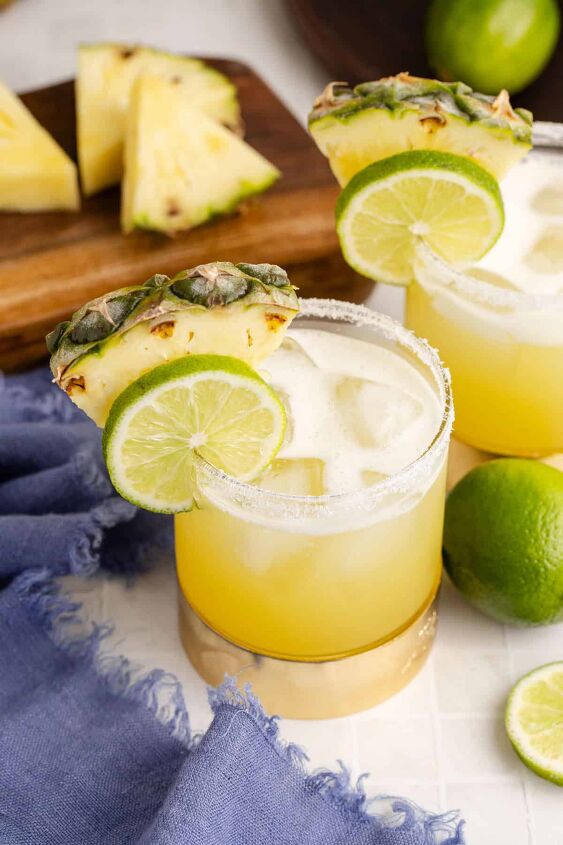 pineapple margarita, Pineapple Margarita with Pineapple and Lime Garnish