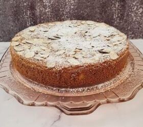 This moist, tender almond flour cake is SO easy to make!