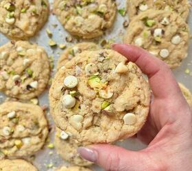 pistachio white chocolate cookies, Chewy Pistachio White Chocolate Cookies