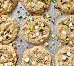 12 pistachio desserts everyones obsessed with right now, Pistachio White Chocolate Cookies