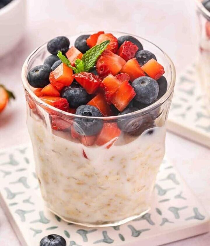 https://cdn-fastly.foodtalkdaily.com/media/2025/05/19/141212/summer-berry-ricotta-parfait-easy-4th-of-july-dessert.jpg?nocrop=1&size=720x845