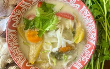 Thai Red Curry Rice Noodle Soup