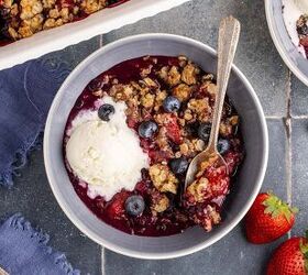mixed berry crisp with frozen berries, Mixed Berry Crisp with Frozen Berries in a bowl with ice cream