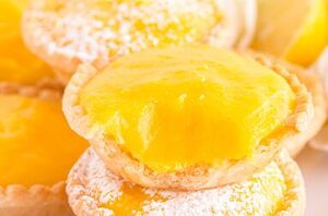 Having guest that you want to impress? These lemon tarts are the way to go