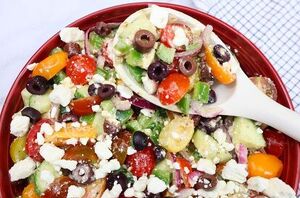 Get ready to make a bowl of sunshine with this Greek cucumber salad!