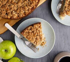 apple coffee cake recipe, Apple Coffee Cake on a Plate with a fork from above