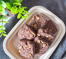 chocolate cashews cookies