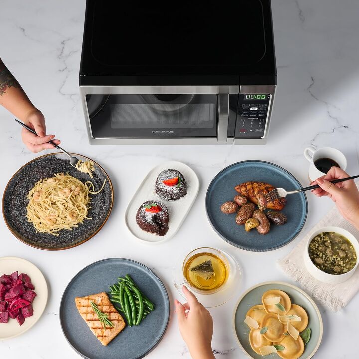which kitchen appliance should you buy first a complete buyers guide, Farberware Countertop Microwave 700 Watts