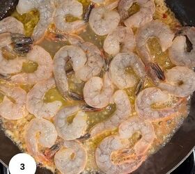 shrimp scampi without wine, Cooking the shrimp in the sauce on the stove
