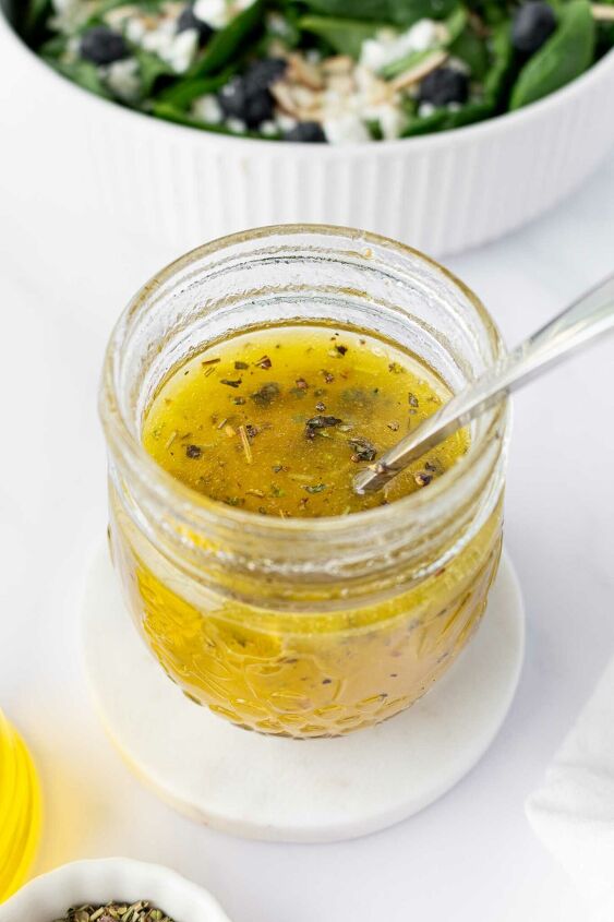 White Balsamic Dressing | Foodtalk White Balsamic Dressing | Foodtalk