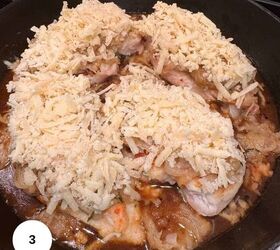french onion chicken recipe gf, Topping the chicken with the onions and cheese
