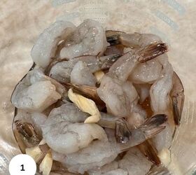 mediterranean greek shrimp with feta and tomatoes, Marinating the shrimp in the sherry wine and garlic