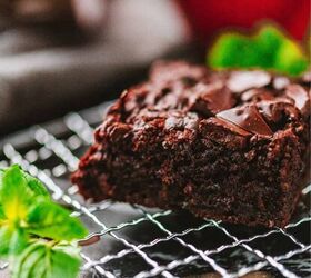 zucchini brownies recipe moist and fudgy brownies, A Zucchini Brownie on a wire cooling rack