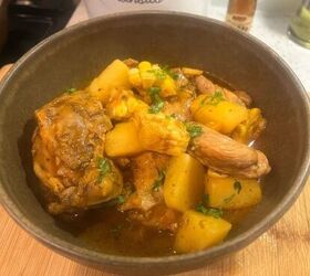 Lygdda's Stewed Chicken (Pollo Guisado Boricua)
