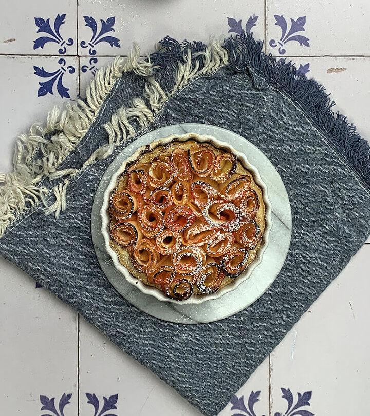 apple rose tart for two