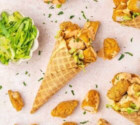 spicy chicken waffle cones with creamy sriracha sauce, Party snack idea using chicken nuggets and waffle cones with lettuce