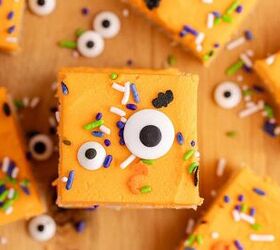 halloween sugar cookie bars, Halloween Sugar Cookie Bars with orange icing sprinkles and eyeballs from above