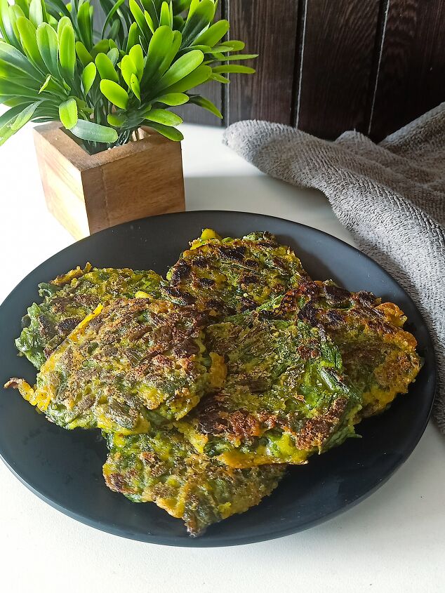Crispy Spring Onion Rice Fritters | Foodtalk