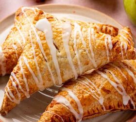 Flaky and crispy apple turnovers using storebought puff pastry