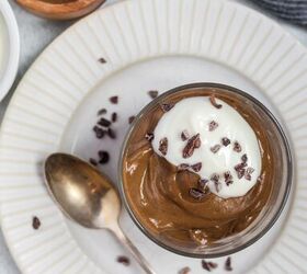 avocado chocolate pudding, Avocado chocolate pudding in a glass with whipped topping