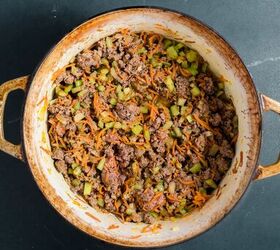 beef bolognese, Ground beef and veggies in a pot