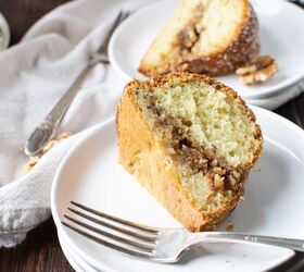 This cake has the perfect light & fluffy texture that melts in your mouth