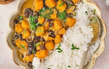 Sweet Potato Black Bean Coconut Curry (Easy One-Pot Recipe)