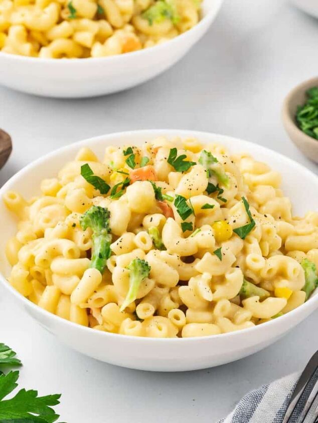 sweet potato black bean coconut curry easy one pot recipe, White bowl of mac and cheese with a rich cheesy texture