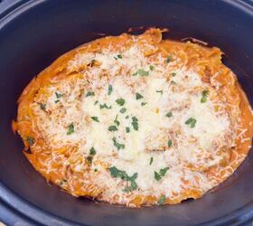 Serve up an easy meal with this slow cooker pink sauce pasta recipe