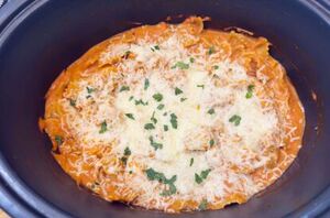 Serve up an easy meal with this slow cooker pink sauce pasta recipe