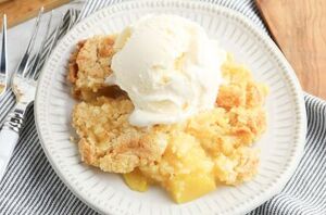 This 3-ingredient peach dump cake is something everyone has to try!