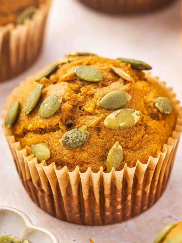easy 3 ingredient pumpkin muffins with spice cake mix, Close up side view of soft banana pumpkin muffins ready to serve