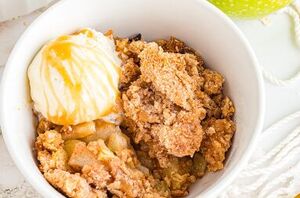 How this scrumptious apple crisp only takes 20 minutes!