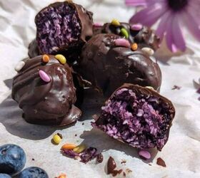 chunky blackberry compote with fresh ginger, Chocolate Bounty Blueberry Bites with sugar coated fennel seeds on top and in front with blueberries